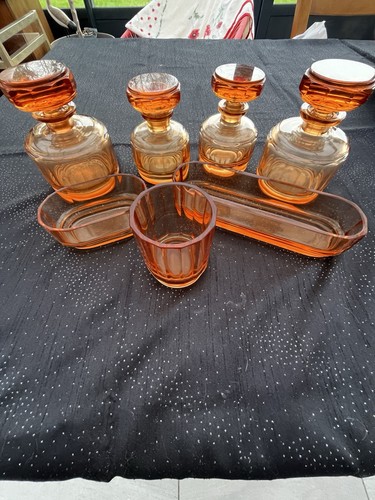 Charmantes waschtisch set - charmantes, waschtisch-set